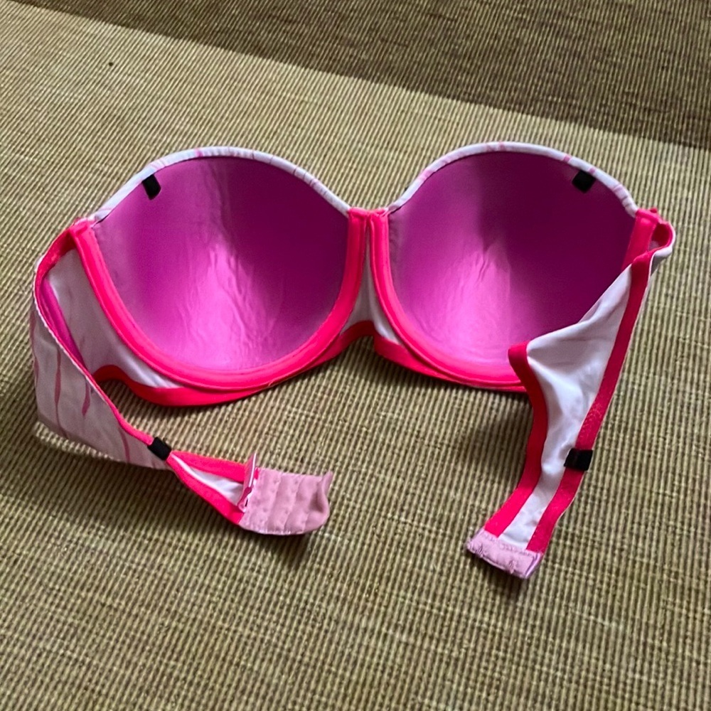 Accepting OFFERS 38C TRACY STRAPLESS PUSH UP BRA